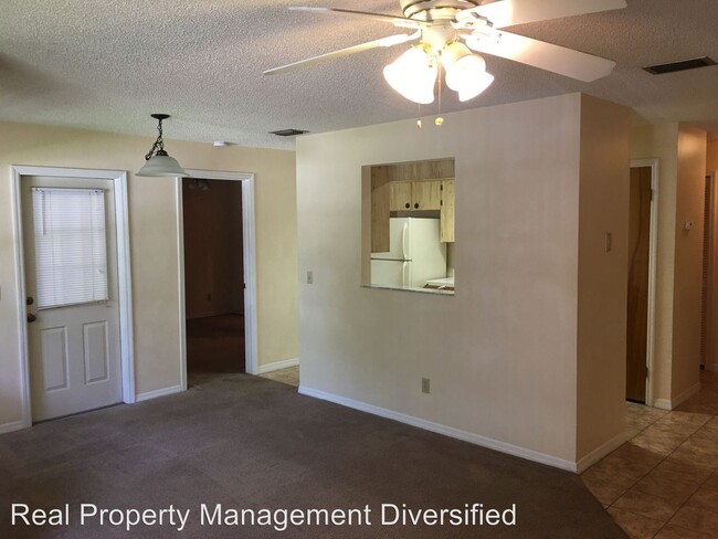 Building Photo - 5341 S Pleasant Grove Rd