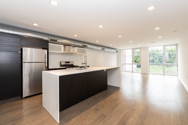 Foto del edificio - 1422 N 7th St
