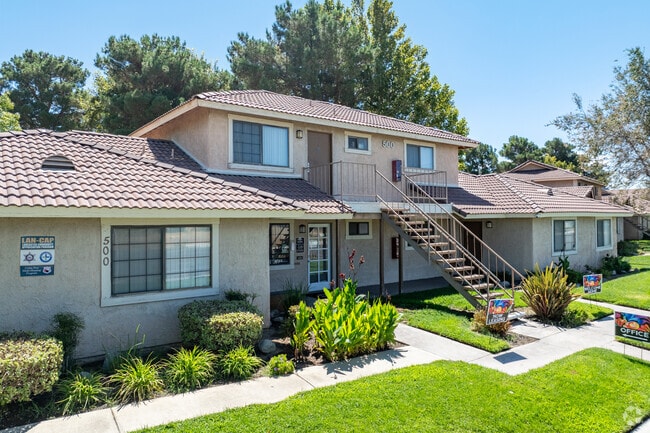 Building Alternate - Windrose Apartments