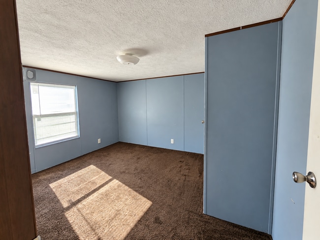 Building Photo - 102 Bakersby Ct