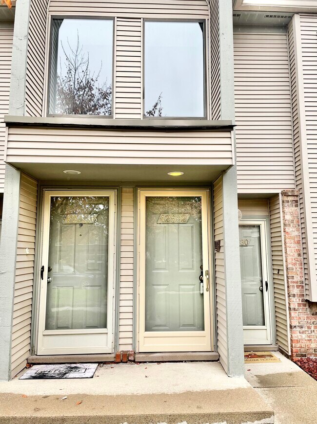 Foto del edificio - 42532 Lilley Pointe Dr