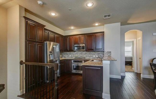 Foto del edificio - 4252 Charles Rd