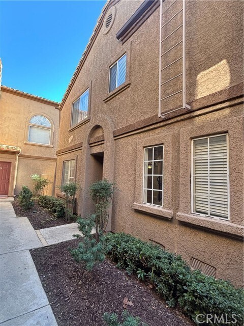 Building Photo - 2509 Moon Dust Dr