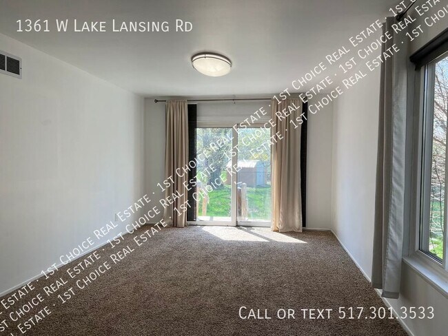 Foto del edificio - 3-BDR 1.5-BTH Duplex in East Lansing w/ Ba...