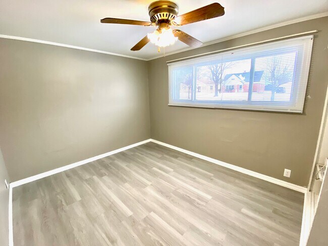 Dormitorio - 2908 S 51st St
