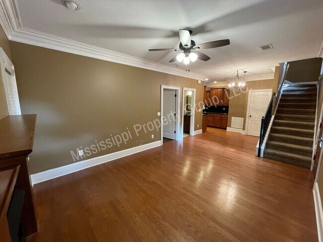 Building Photo - 3BR/3BA For Rent