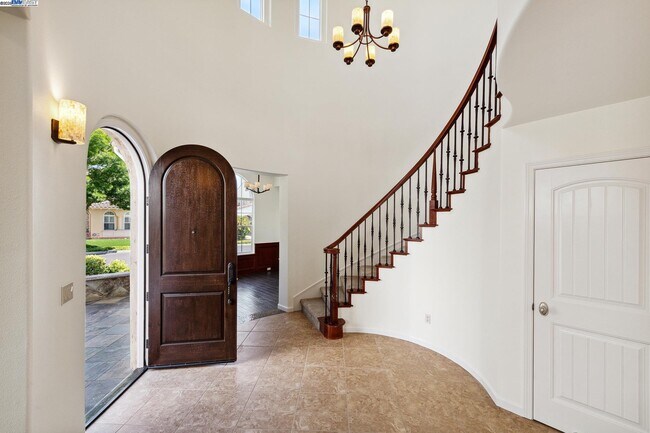 Building Photo - 2131 Chamomile Ct
