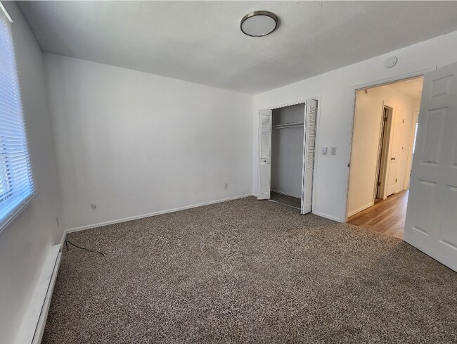 Building Photo - 43 Castle Royal Dr