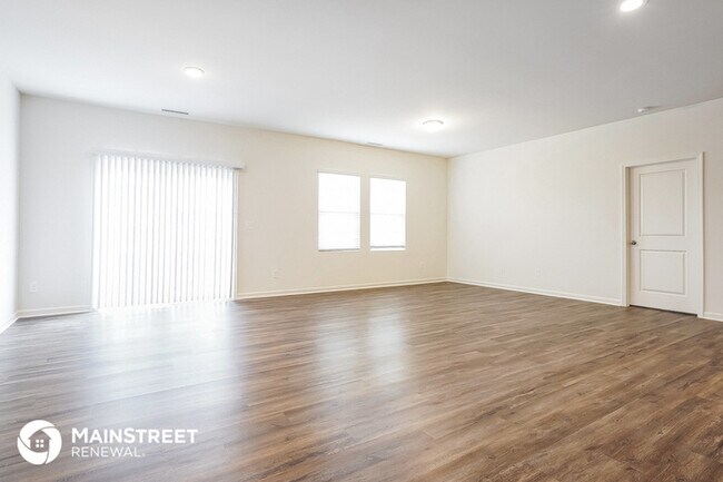 Foto del edificio - 949 Logan Canyon Ln