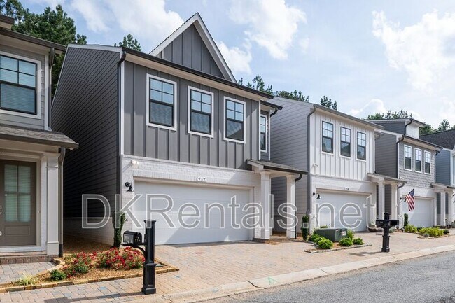 Building Photo - 717 Stickley Oak Way