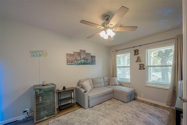 Building Photo - 18318 Atasca Wds Trce