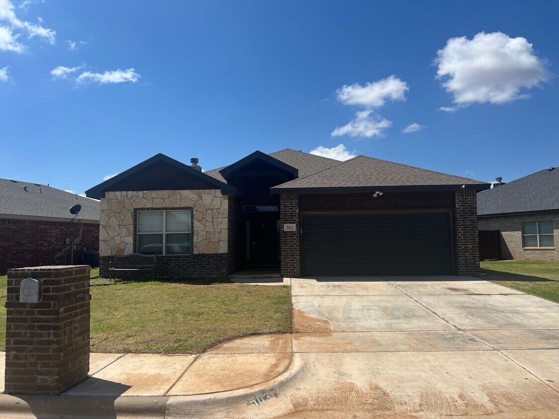 Foto principal - Gorgeous 4 Bedroom In Wolfforth!