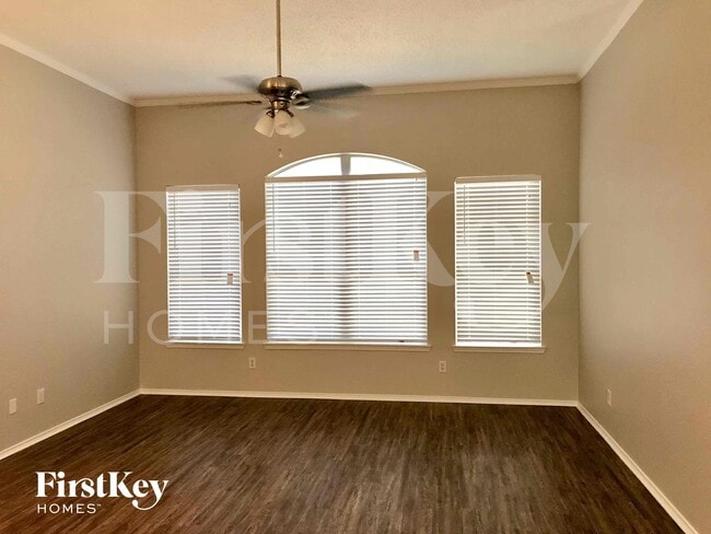 Foto del edificio - 424 Valley View Dr