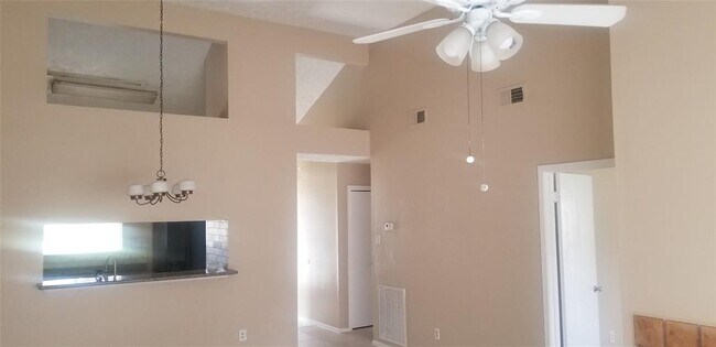 Building Photo - 3826 Quiet Pl Dr