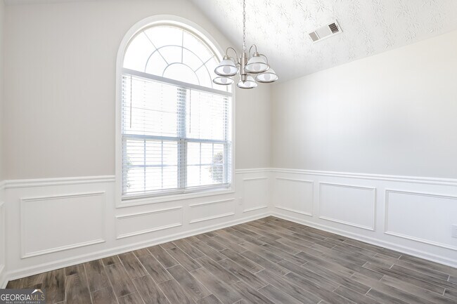 Building Photo - 2524 Dalesford Ct