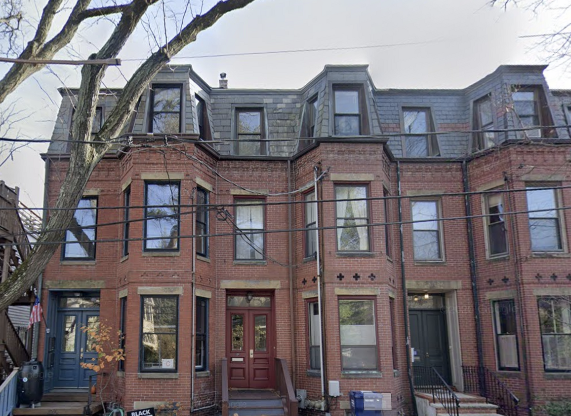 Primary Photo - 124 Hancock St