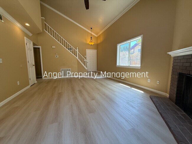 Foto del edificio - 7769 Heathston Ct