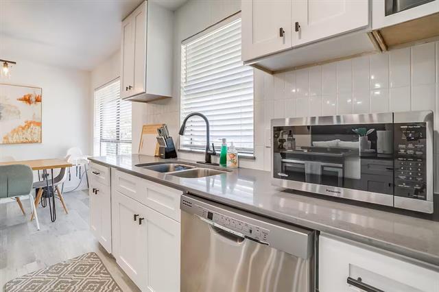 Foto del edificio - 1609 Heather Glen Ct