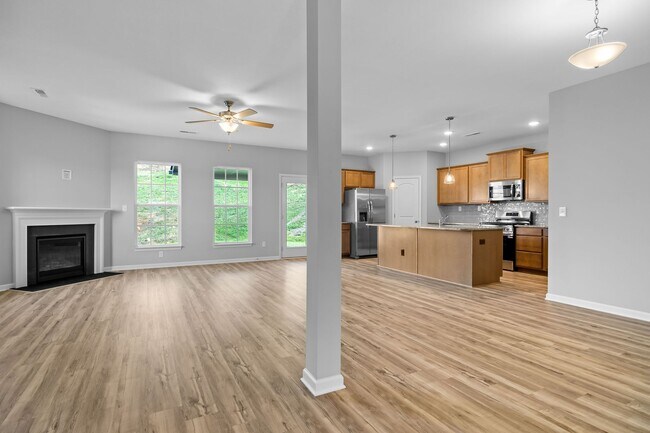 Foto del edificio - Brand-New 4 Bedroom Home in Beautiful Mary...