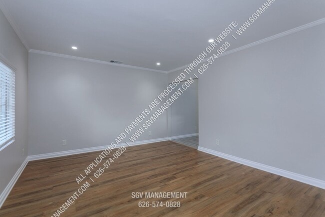 Building Photo - wal806