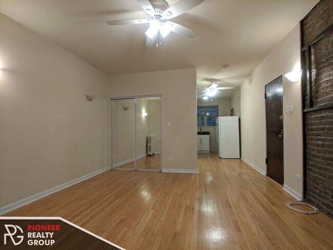 Foto del edificio - 4237 N Paulina St