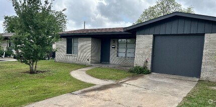 Building Photo - 5917 Lucille Dr