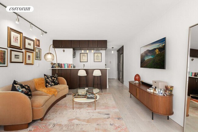 Foto del edificio - 7 E 14th St