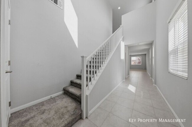 Foto del edificio - 9936 Topaz Peak Ct