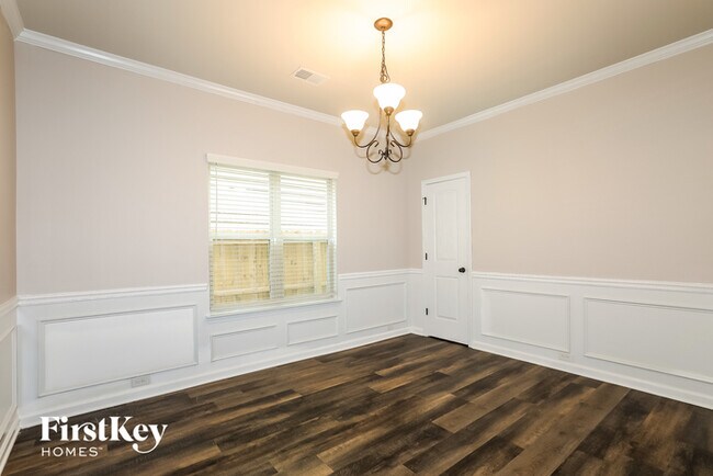 Foto del edificio - 2114 Treehaven Ct
