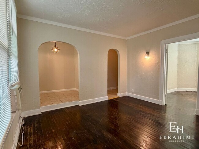 Foto del edificio - 822 Ogden St