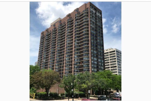 Primary Photo - 4170 N Marine Dr