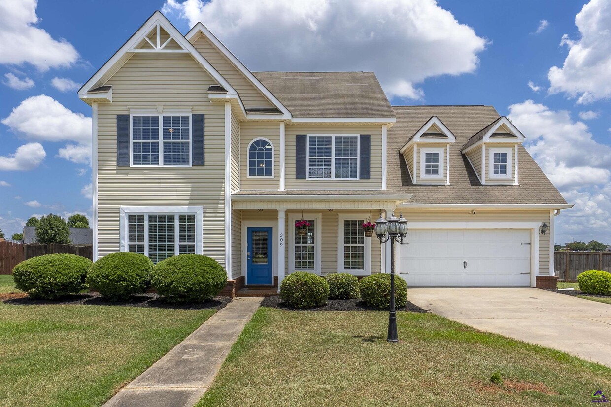 Primary Photo - 309 Raleigh Dr