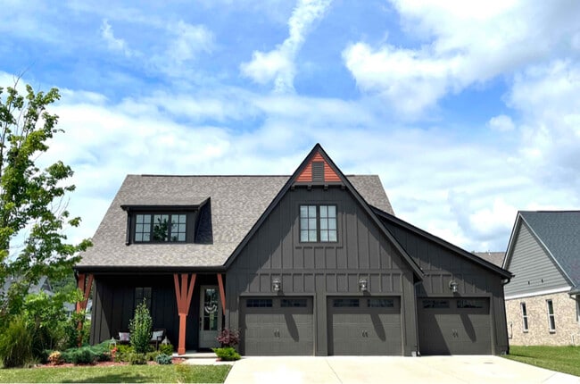 Photo - 7033 Balcolm Ct (College Grove, TN) House