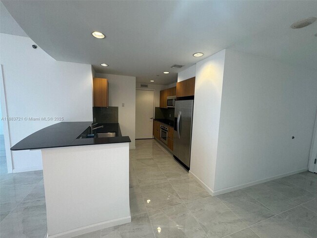 Foto del edificio - 1060 Brickell Ave