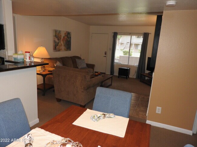 Foto del edificio - 5995 N 78th St
