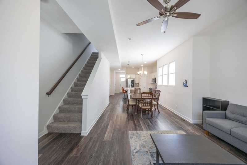 12101 Wade Park Ave Cleveland, OH 44106 – photo 5