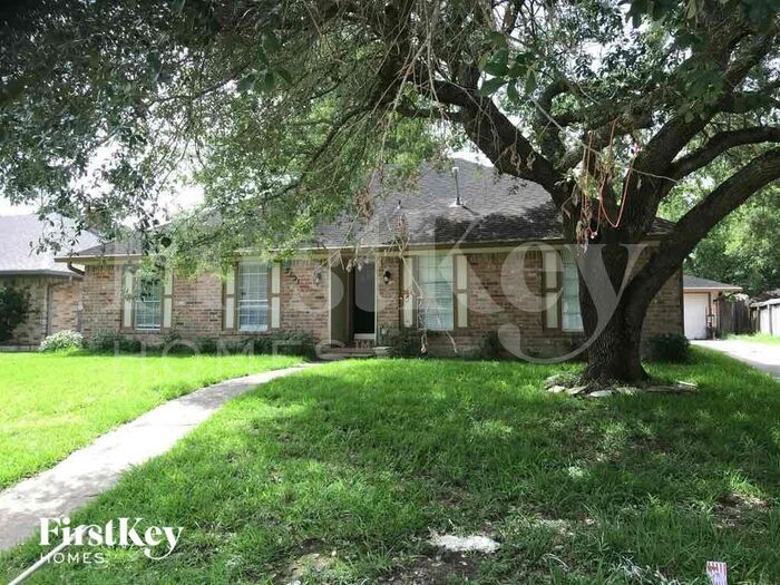 Primary Photo - 5131 Whittier Oaks Dr