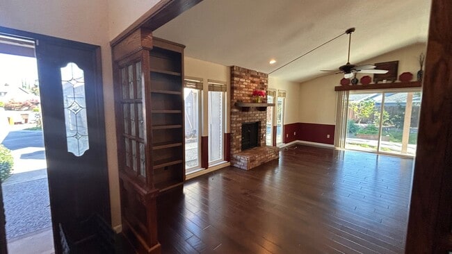 Building Photo - Nice home in Modesto