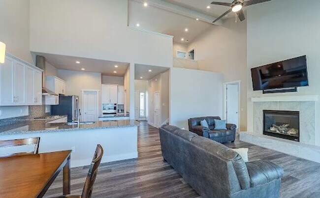 Building Photo - genoa lakes ranch home