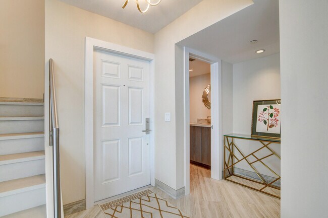 Building Photo - 2575 S Ocean Blvd
