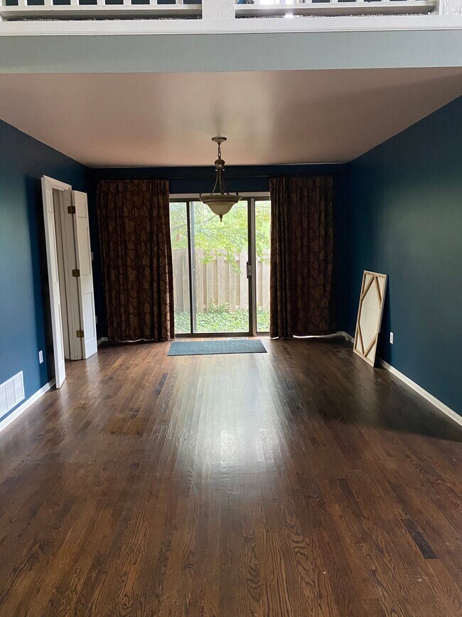 Dining room - 4301 W 111th Ter