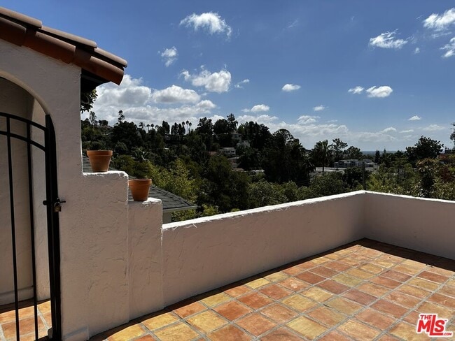 Building Photo - 6840 Alta Loma Terrace