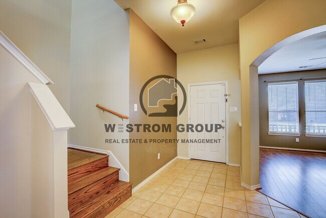 Building Photo - 4537 Chris Dr