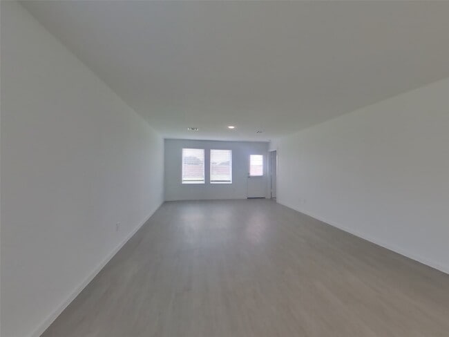 Building Photo - 3013 Dawn Sound Dr