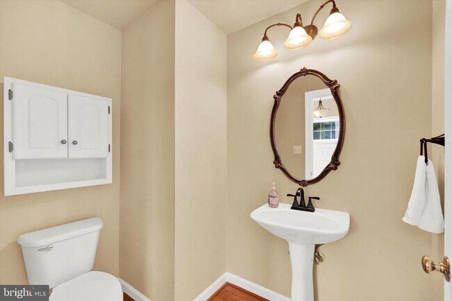 Foto del edificio - 10427 Overgate Pl