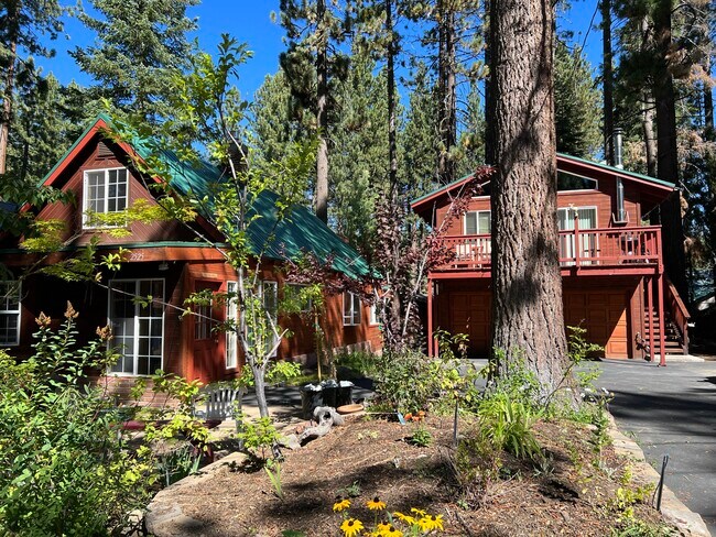 Foto del edificio - 2525 Hillcrest Ave