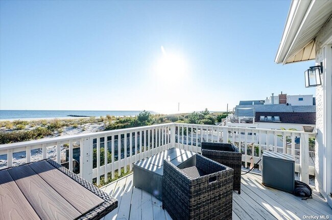 Building Photo - 833 Oceanfront