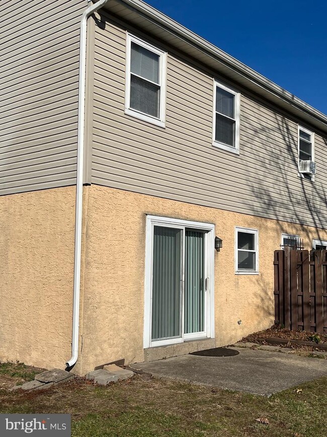 Building Photo - 417 Fort Washington Ave