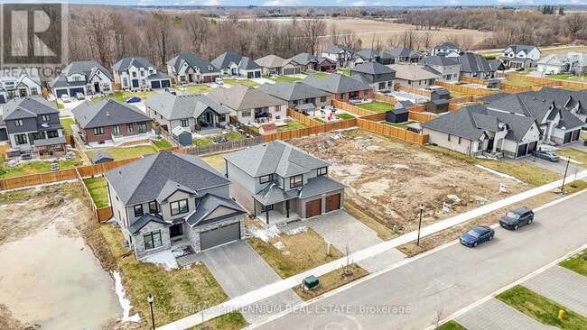 Building Photo - 176 Foxborough Pl