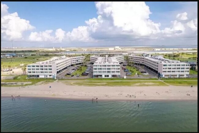 Bay View of Property - 3938 Surfside Blvd